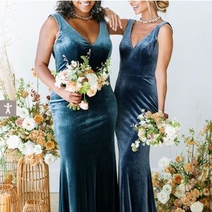 Revelry Dakota Emerald Velvet Bridesmaids Dress size 2